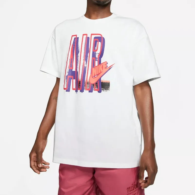 Nike Sportswear Tee-1