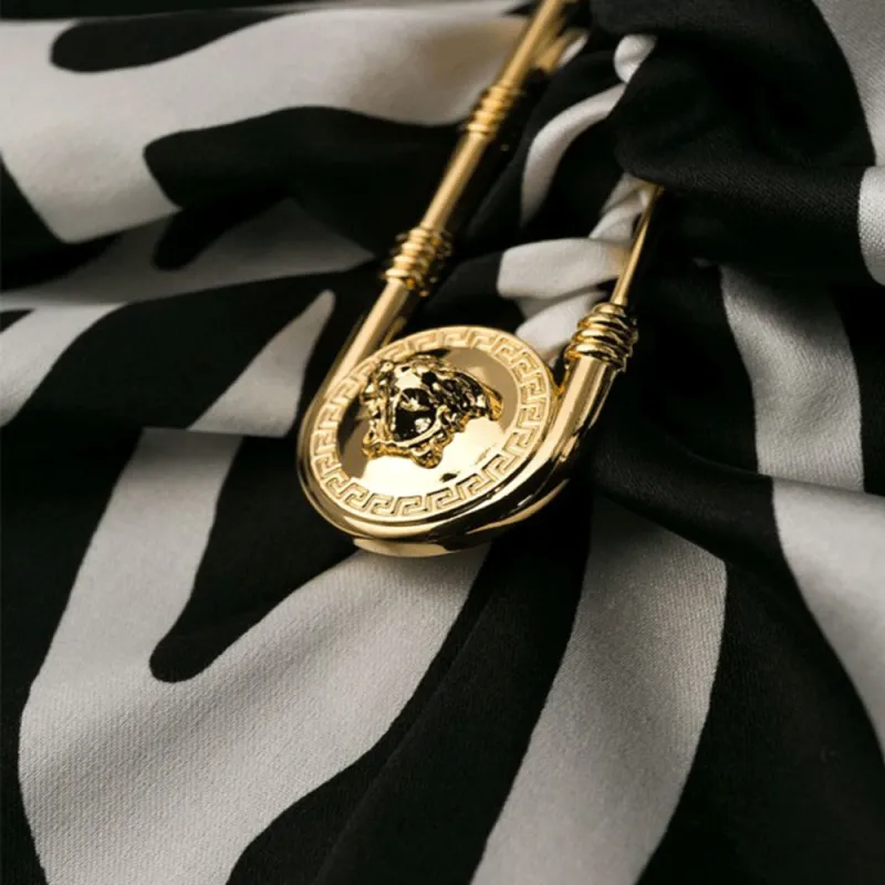 VERSACE T-Shirts Women's Black/White-5