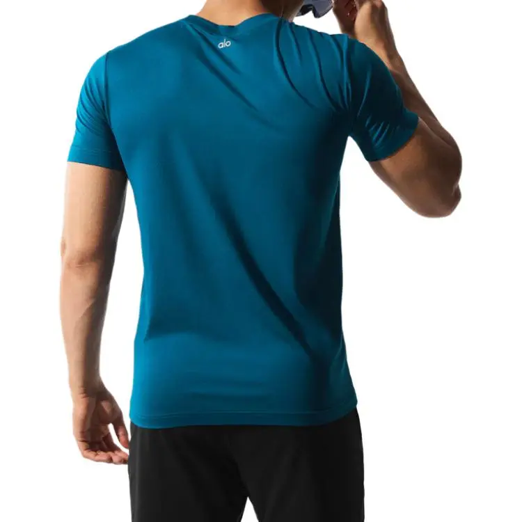 Alo Yoga Conquer T Shirts Men-25