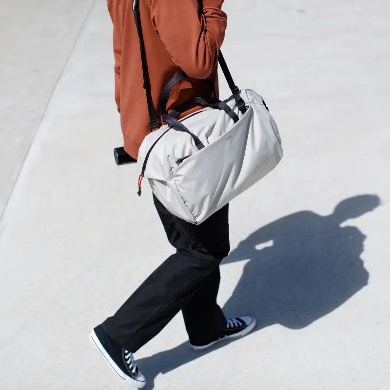 BELLROY Fabric Travel Bag Regular Unisex Moon White/Black/Gray/Gold/Green-6