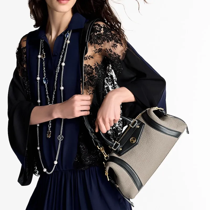 LOUIS VUITTON BIKER Sheepskin One Shoulder Handbag Trumpets Women's Gray-6