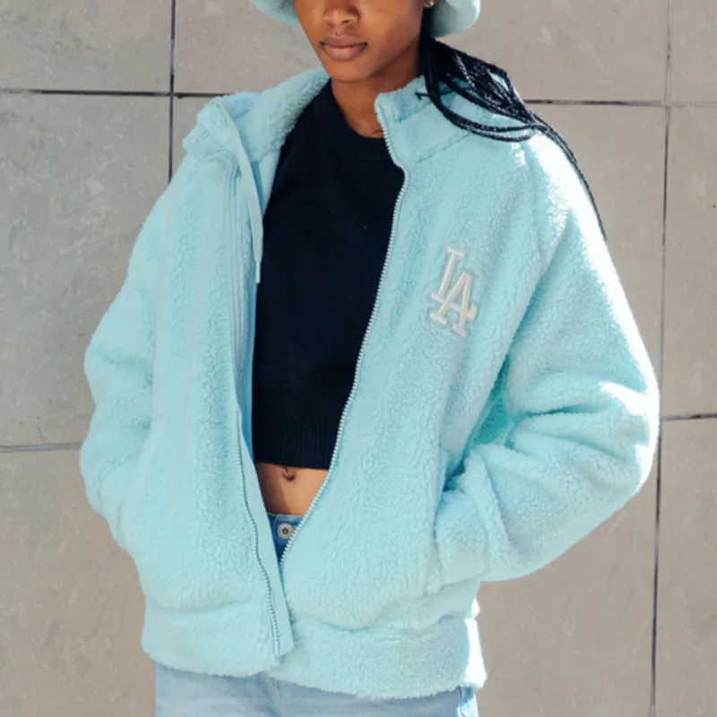 MLB Velvet feel Coat Unisex Light Blue-2
