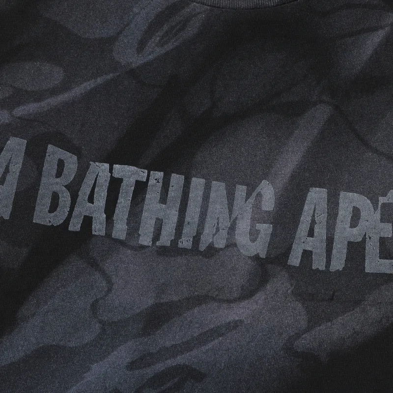 A BATHING APE Overall Print Logo Relaxed Fit Tee-2