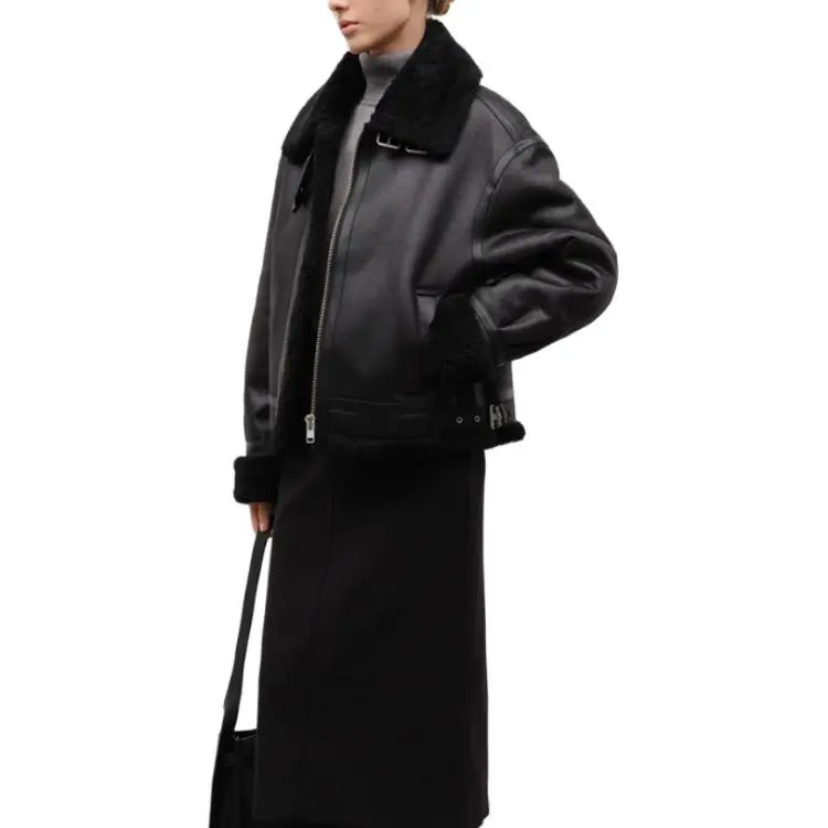 Dunst Loose Fit Line Shearling Jacket-2
