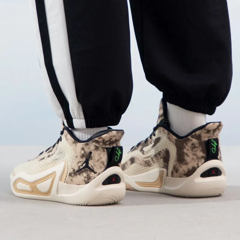Jordan Tatum 1 Tunnel Walk GS-3