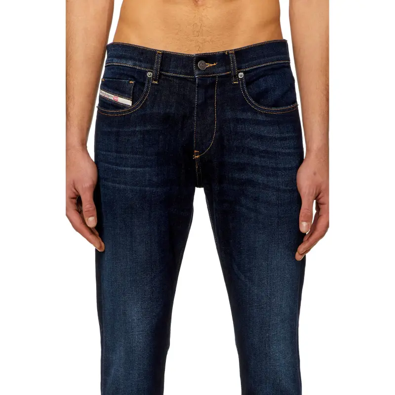 DIESEL 2019 D Strukt Straight Leg Slim Jeans-4