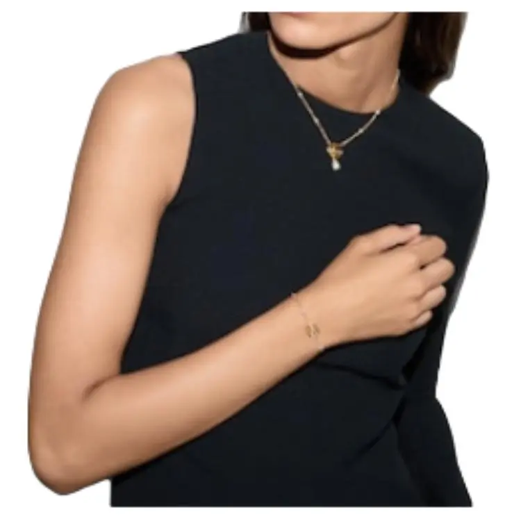 GUCCI Logo Plaque Pearl Drop Necklace-4