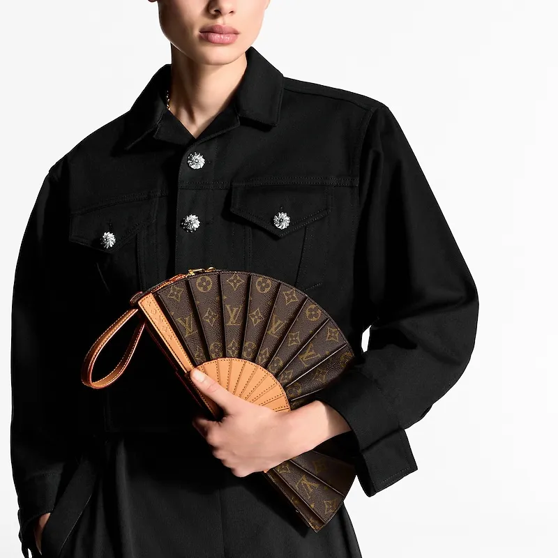 LOUIS VUITTON Lv Fan-6