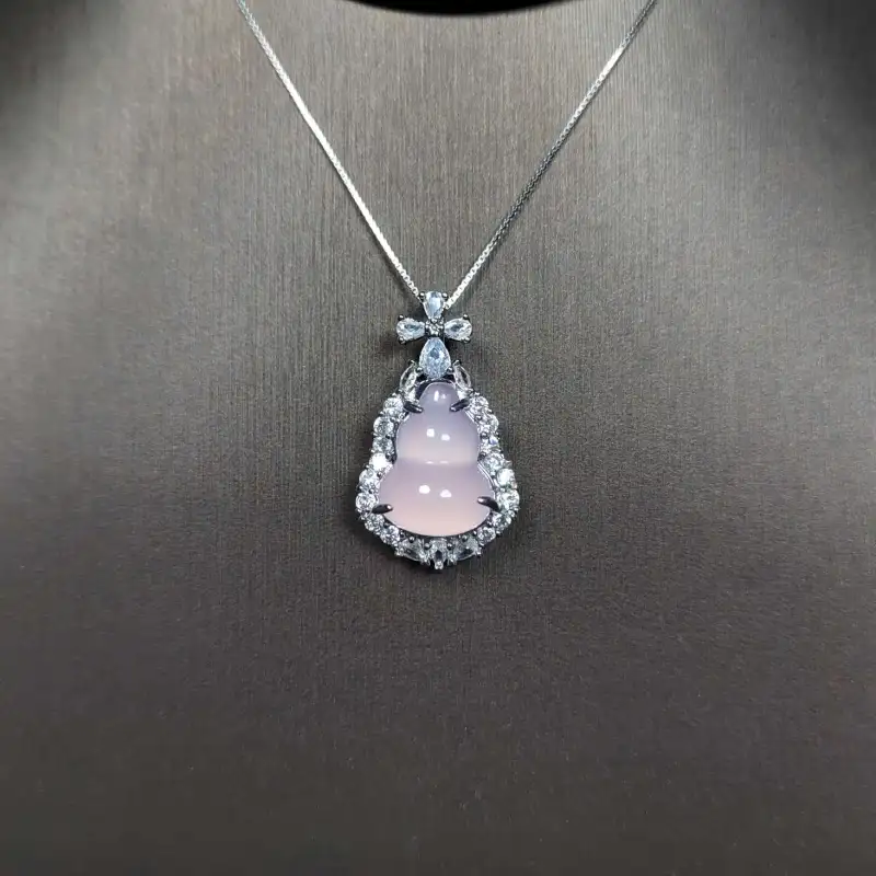 Grace Chalcedony Necklaces Women's-2