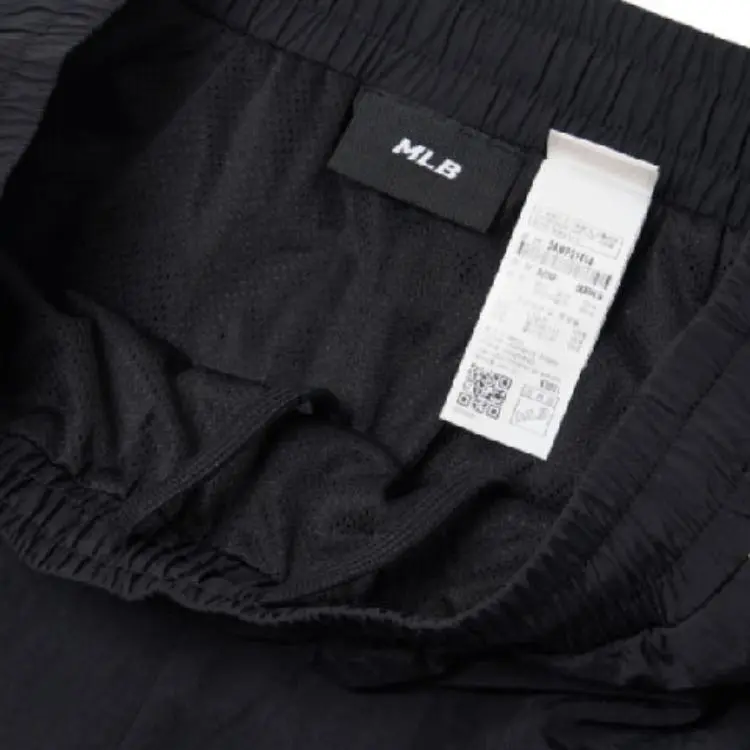 MLB Celana Knitted Sweatpants Unisex Black-2