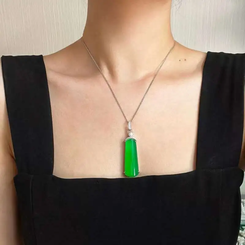 Grace Chalcedony Necklaces Unisex-4