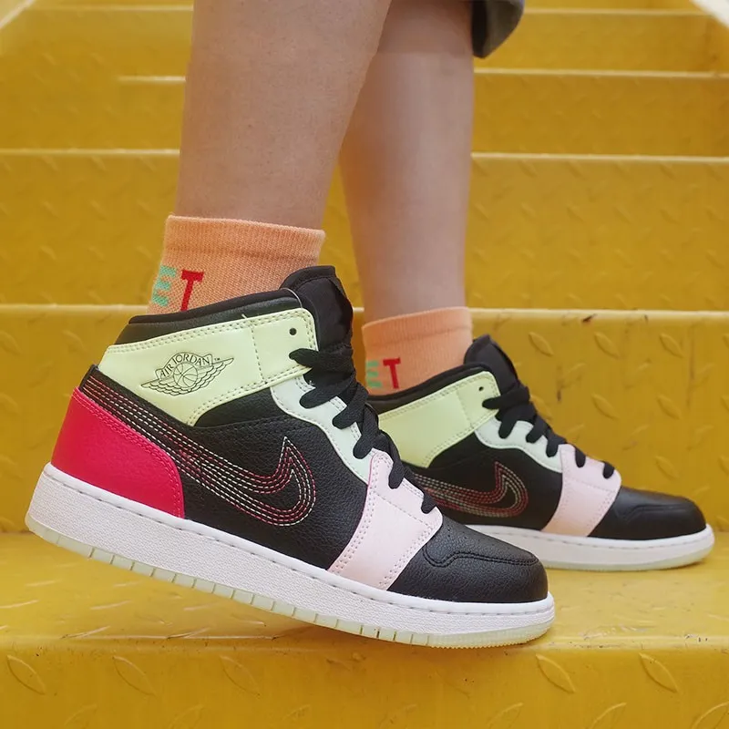 Jordan 1 Mid Glow-In-The-Dark GS-1