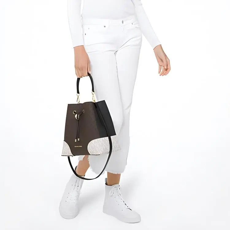 MICHAEL KORS Mercer Gallery Bucket Handbags-4