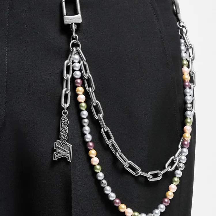 LOUIS VUITTON Pearls Chain Belt And Bag Charm-1