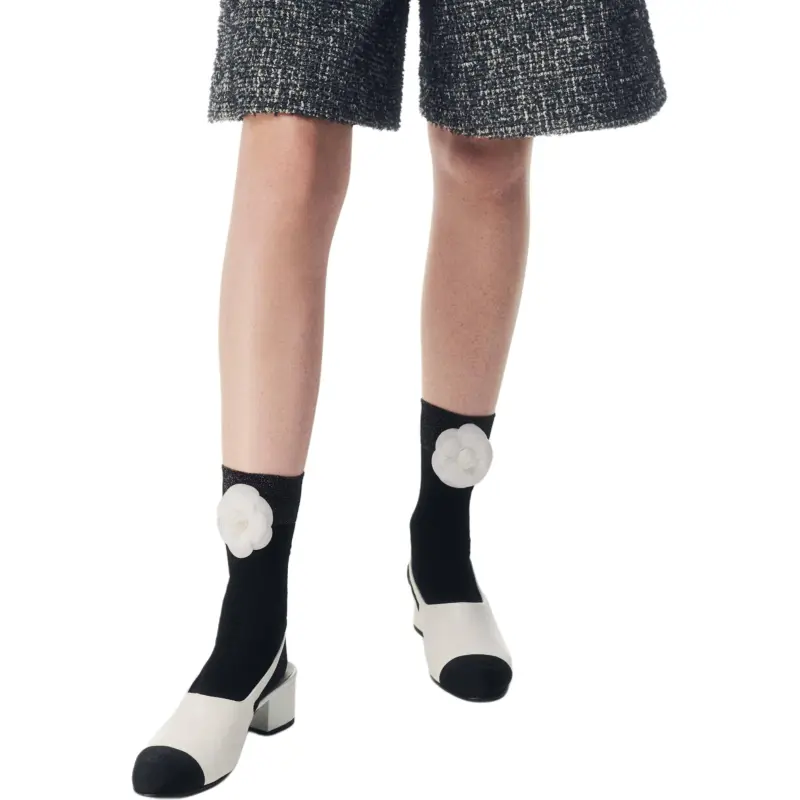CHANEL 25P Spring Summer Preview Collection Mid Calf Socks Women's 1 Pack Black-2
