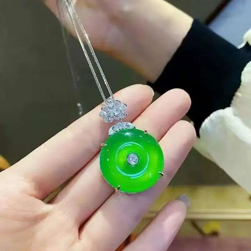 JUNWEN Chalcedony Necklaces Unisex-2