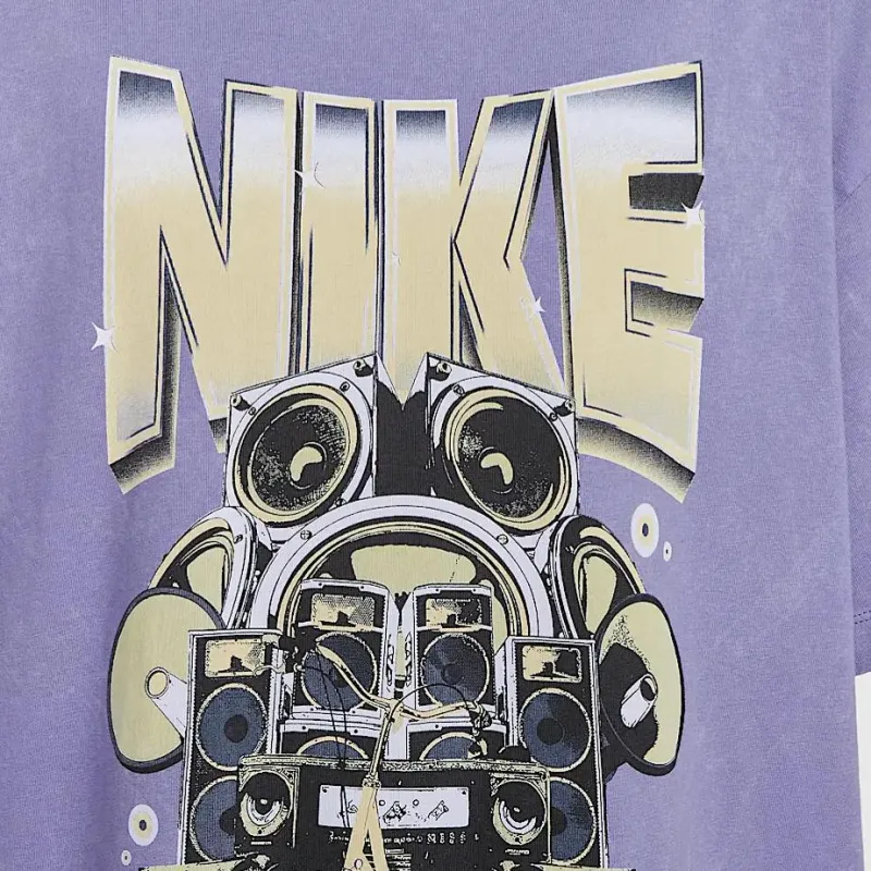 Nike Sportswear Women's Oversized Short Sleeve T Shirt-4