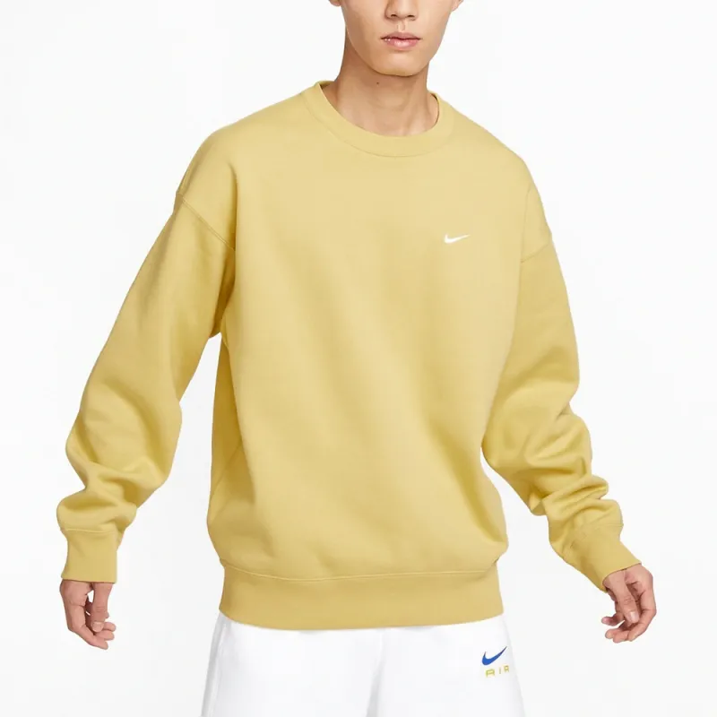 Nike Solo Swoosh Men's Fleece Crewneck Sweatshirt Yellow-2