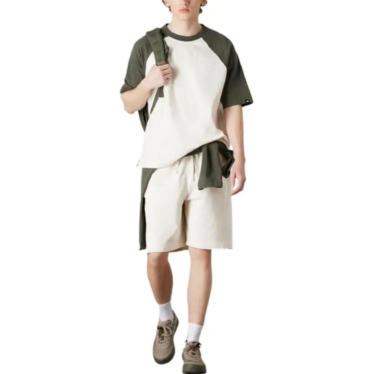 THE NORTH FACE SS25 T Shirt Men's 21L/Ebony Green/Dune White-2