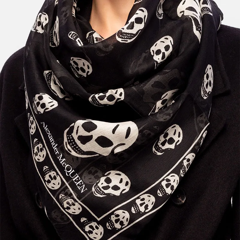 Alexander McQueen Skull Printed Finished Edges Scarf-3