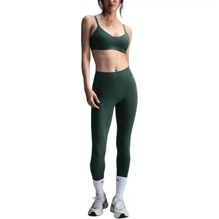 Nike Alate Minimalist Women's Light-Support Padded Convertible Sports Bra-1