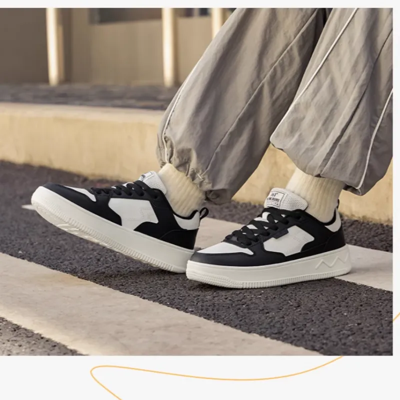 361° Anti Slip Wear Resistant Low Top Skateboard Shoes Women's White Black-3