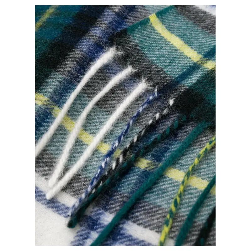 BARBOUR Tartan Fringed Edges Scarf-4