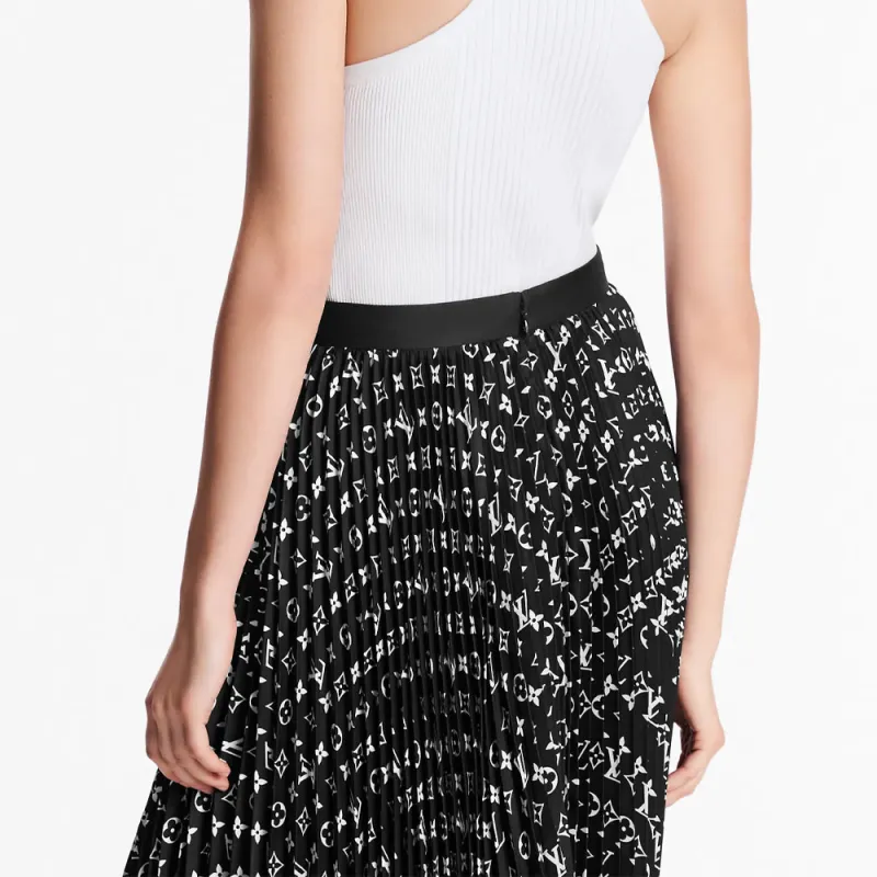 LOUIS VUITTON Stripe Accent Monogram Pleated Skirt-3