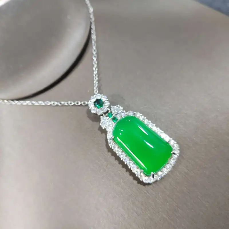 JUNWEN Chalcedony Necklaces Women's-3