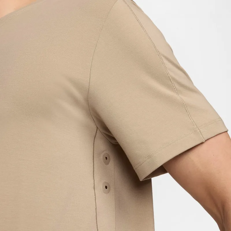 Nike T-Shirts Men Tan-2