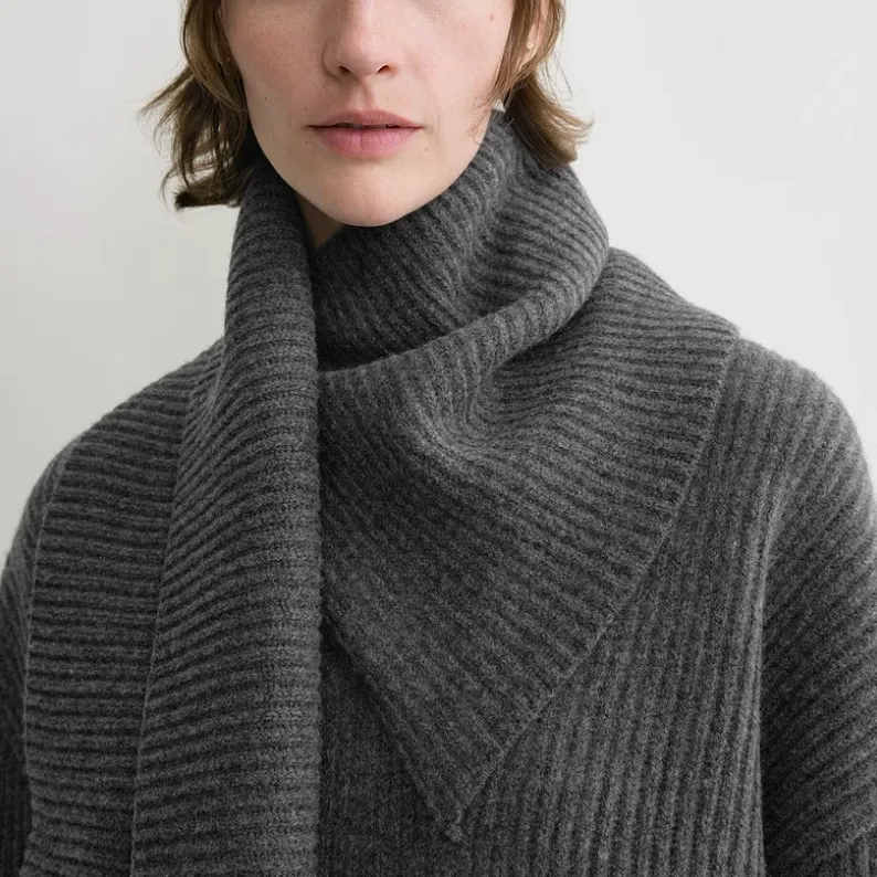 TOTEME Attached Scarf Knitted Sweater-4