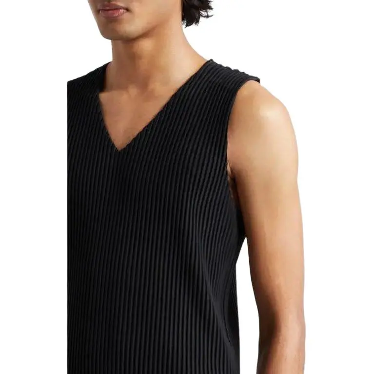 ISSEY MIYAKE Pleated Top-2