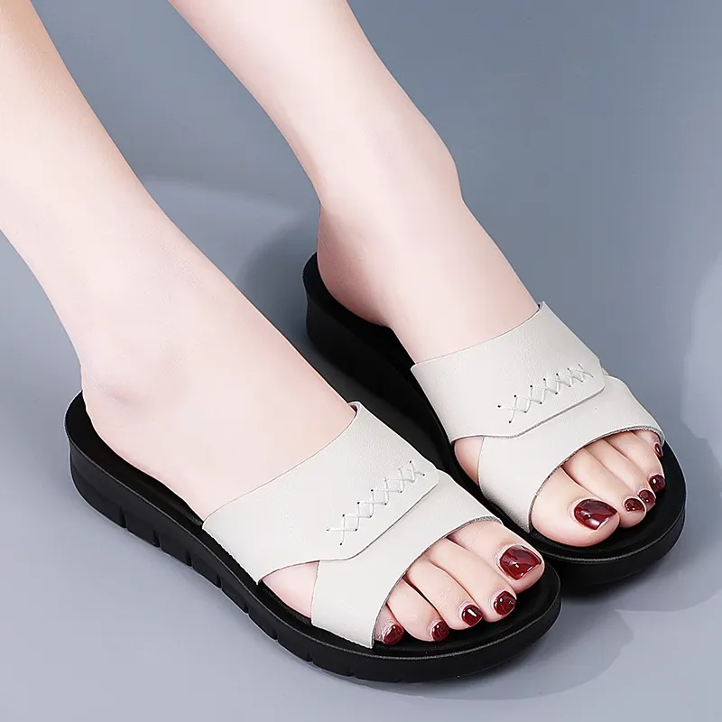 Reivanti PU Polyurethane Slip Resistant Slide Slippers Women's Beige-5