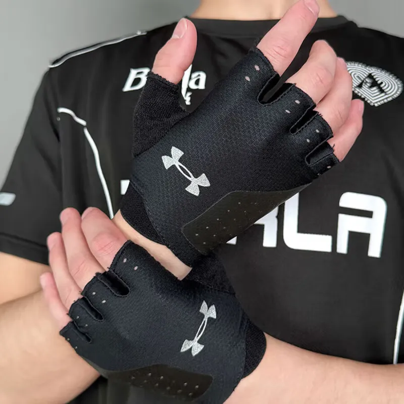 Under Armour Sports Gloves Unisex Black-2