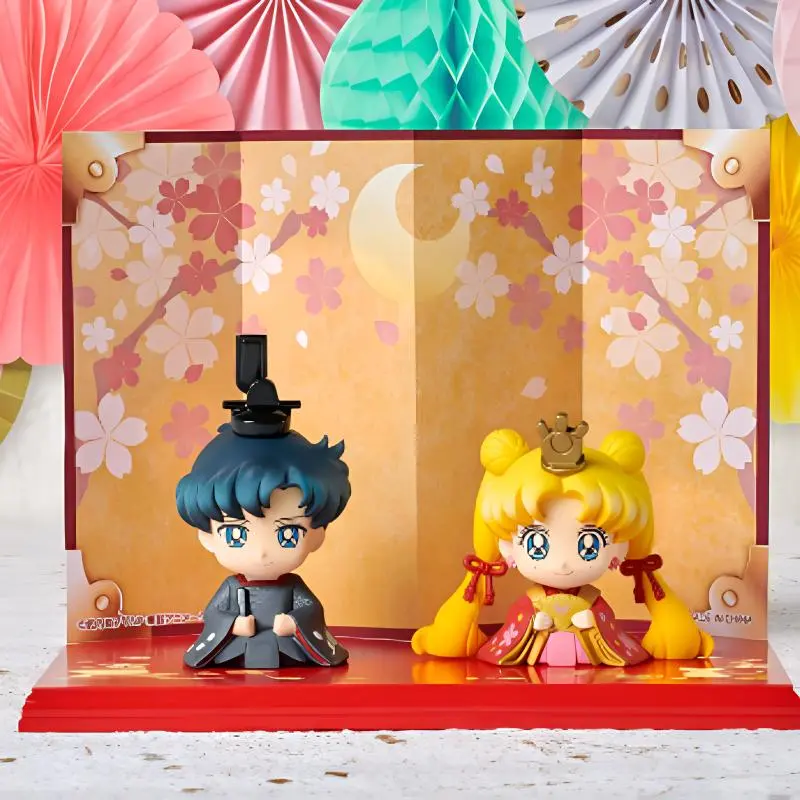 MegaHouse Usagi Tsukino Sailor Moon Tuxedo Mask Scale Figures-3