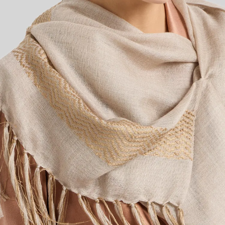 EMPORIO ARMANI Cashmere And Silk Stole With Fringe Detail-2