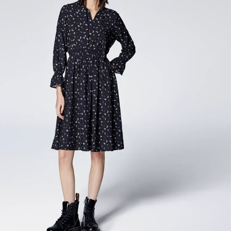 GAP Long Sleeved Dresses Women's Black Floral-1