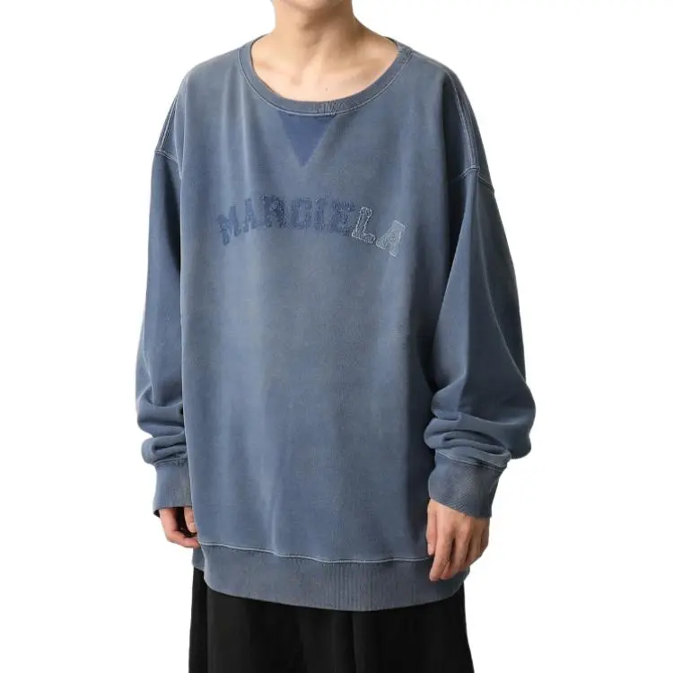 Maison Margiela Logo Detailed Crewneck Faded Sweatshirt-4