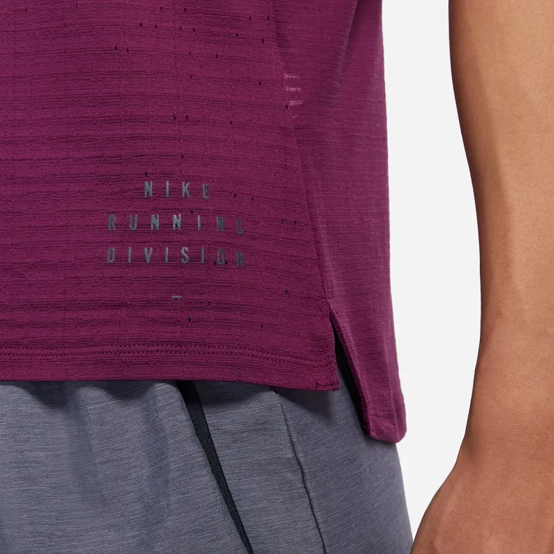 Nike T Shirts Men Burgundy-4