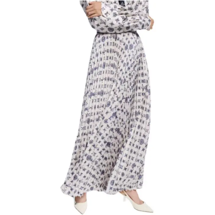 LOUIS VUITTON Monogram Silk Pleated Skirt-2