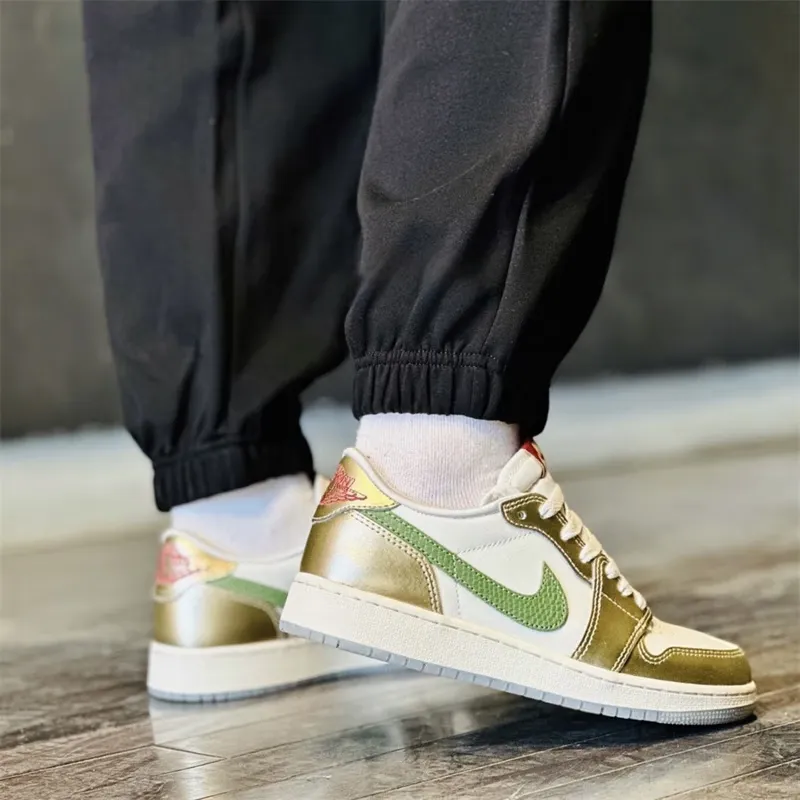 Jordan 1 Low OG 'Year Of The Dragon' 2024 GS-2