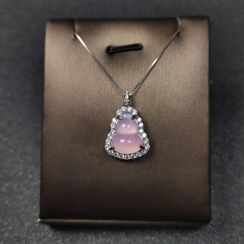 Grace Chalcedony Necklaces Women's-6