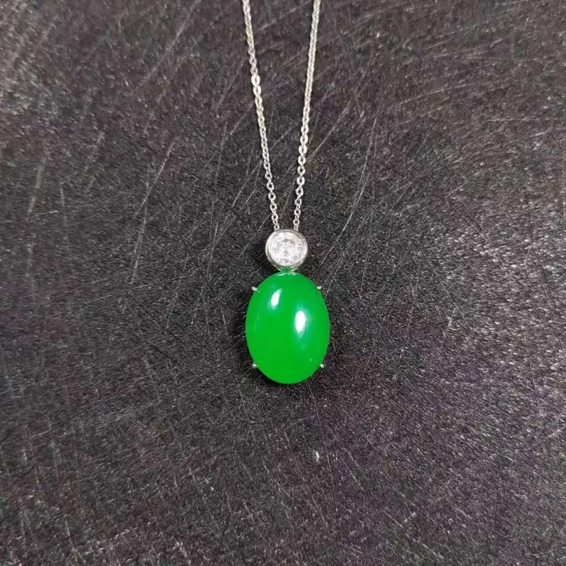 JUNWEN Chalcedony Necklaces Unisex-5