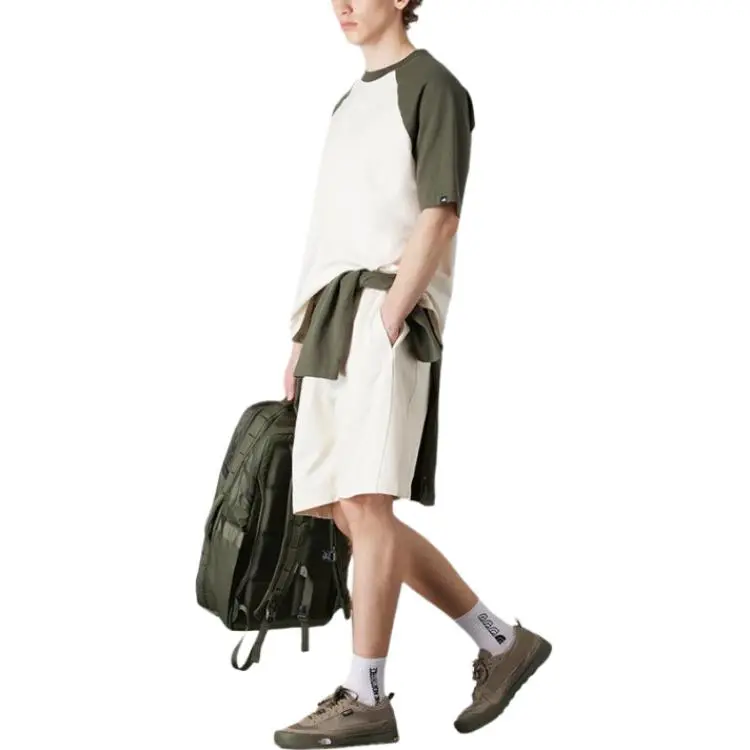 THE NORTH FACE SS25 T Shirt Men's 21L/Ebony Green/Dune White-4