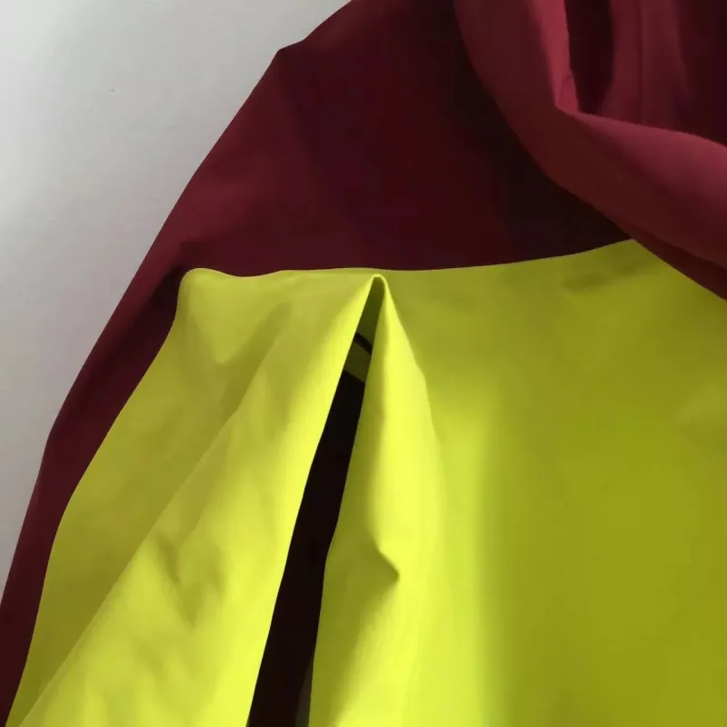 Arcteryx Jacket Men's Scarlet/Euphoria Green-1