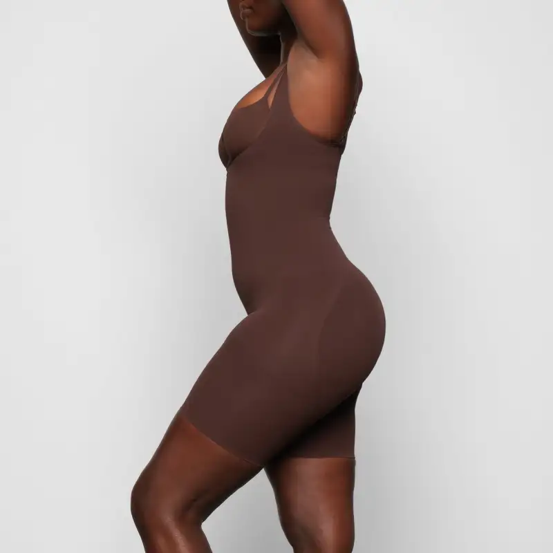 SKIMS BUTT LIFTING OPEN BUST BODYSUIT Bodysuits Women's Cocoa/Cocoa-4