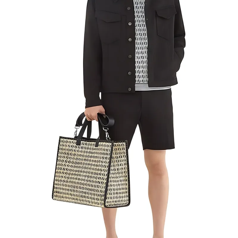 FENDI FW21 Casual Shorts Men's Black-4