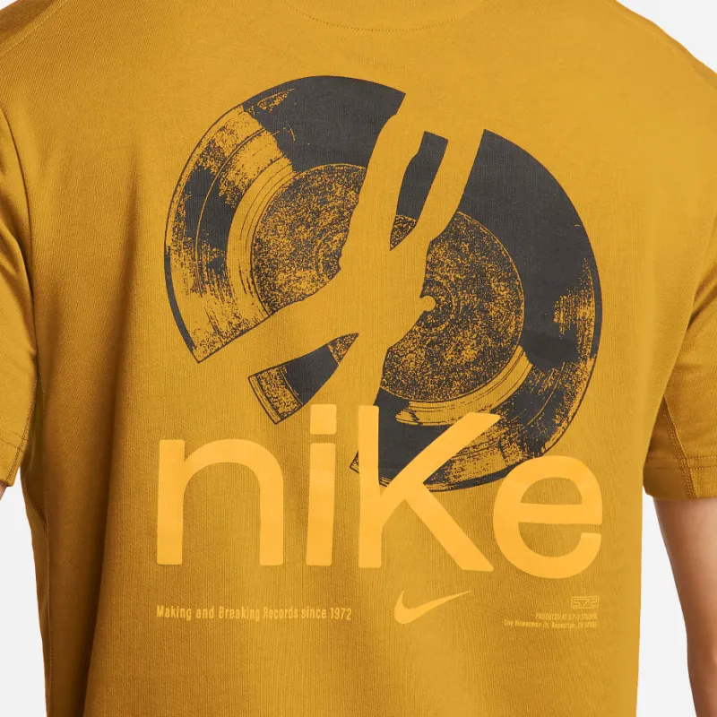 Nike Primary Studio '72 T-Shirt Men's Earth Yellow-3