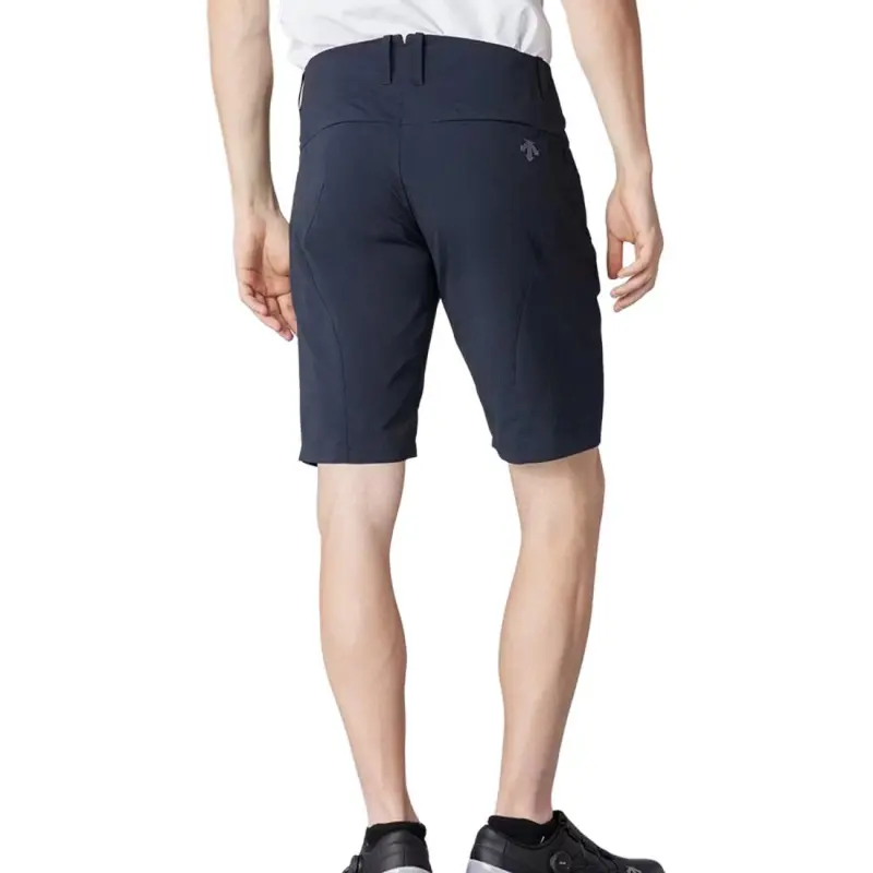 DESCENTE Casual Shorts Men-3