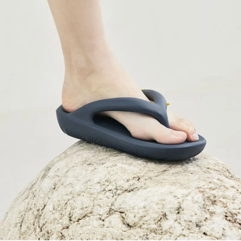 TAW&TOE Quiet Flip Flops Unisex Ink Black-6